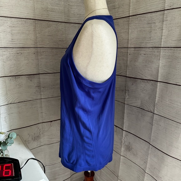 Athleta Razorback Tank - Picture 4 of 12